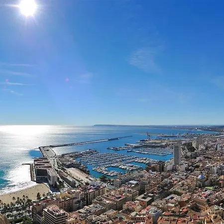 Casa En Centro Historico De Holiday home Alicante